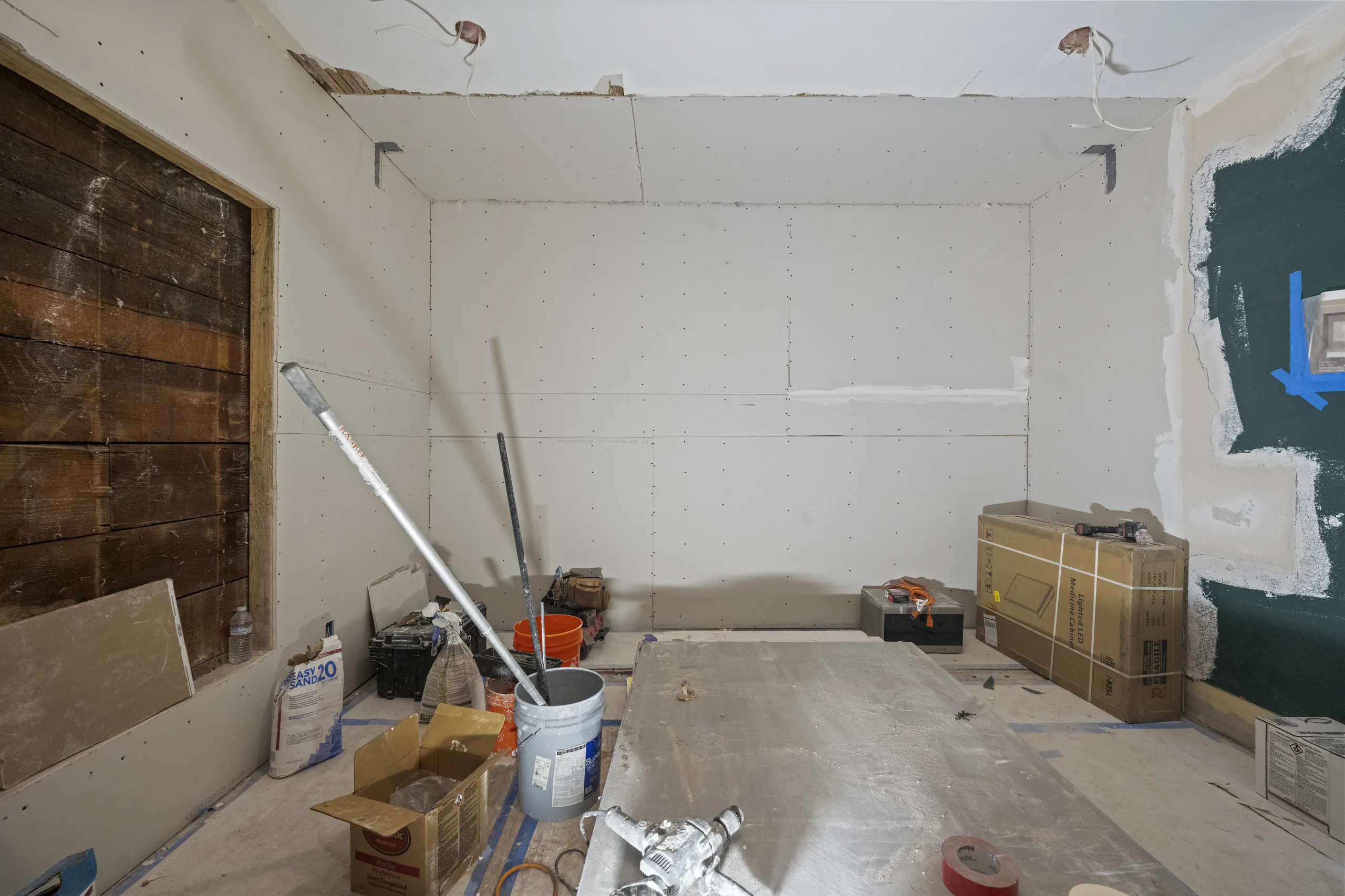 Complete Home Renovation — Fernside Project — Image 8