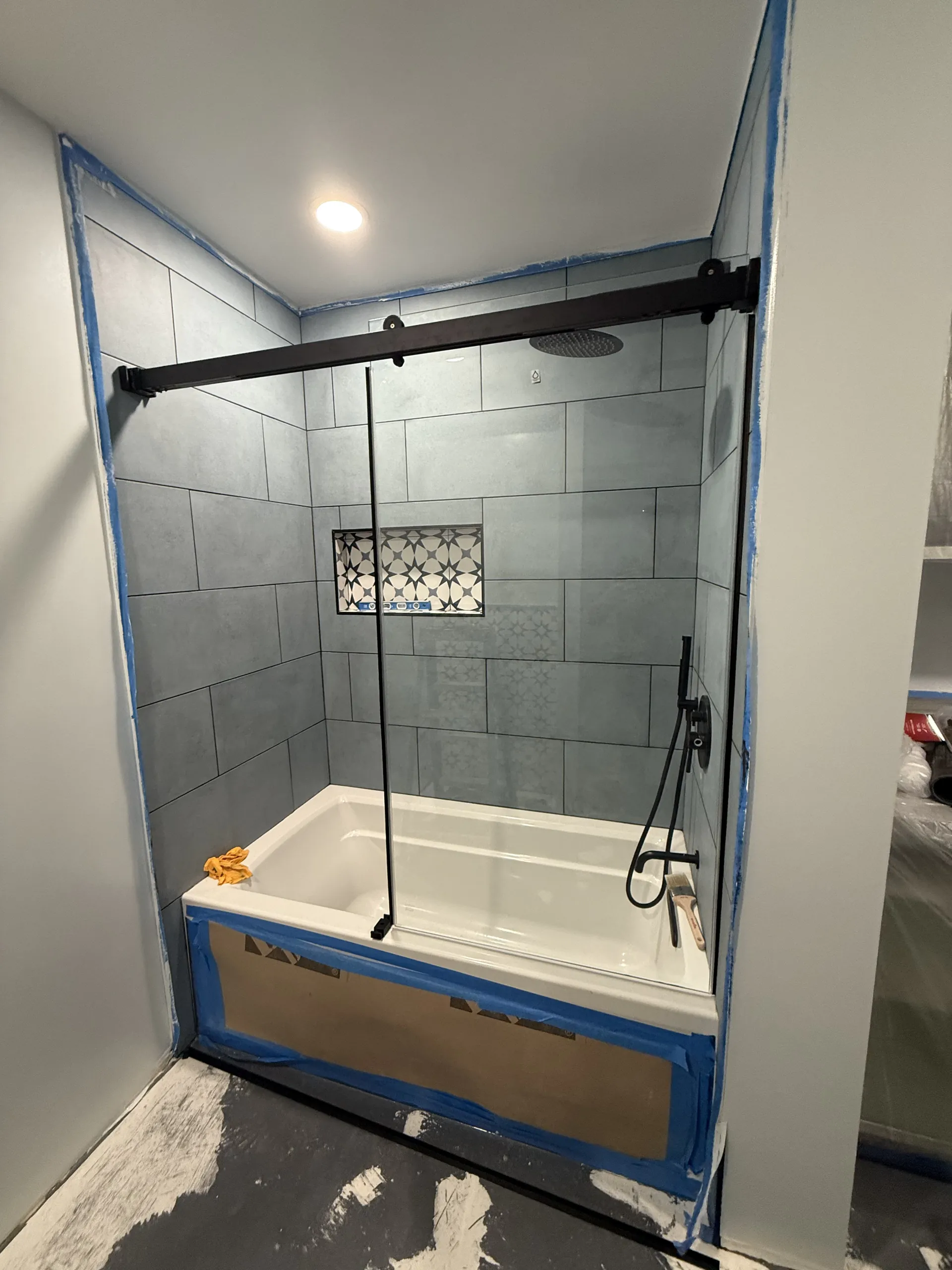 Sleek Bathroom and toilet room. Transformation with astonishing epoxy floors. — Image 11