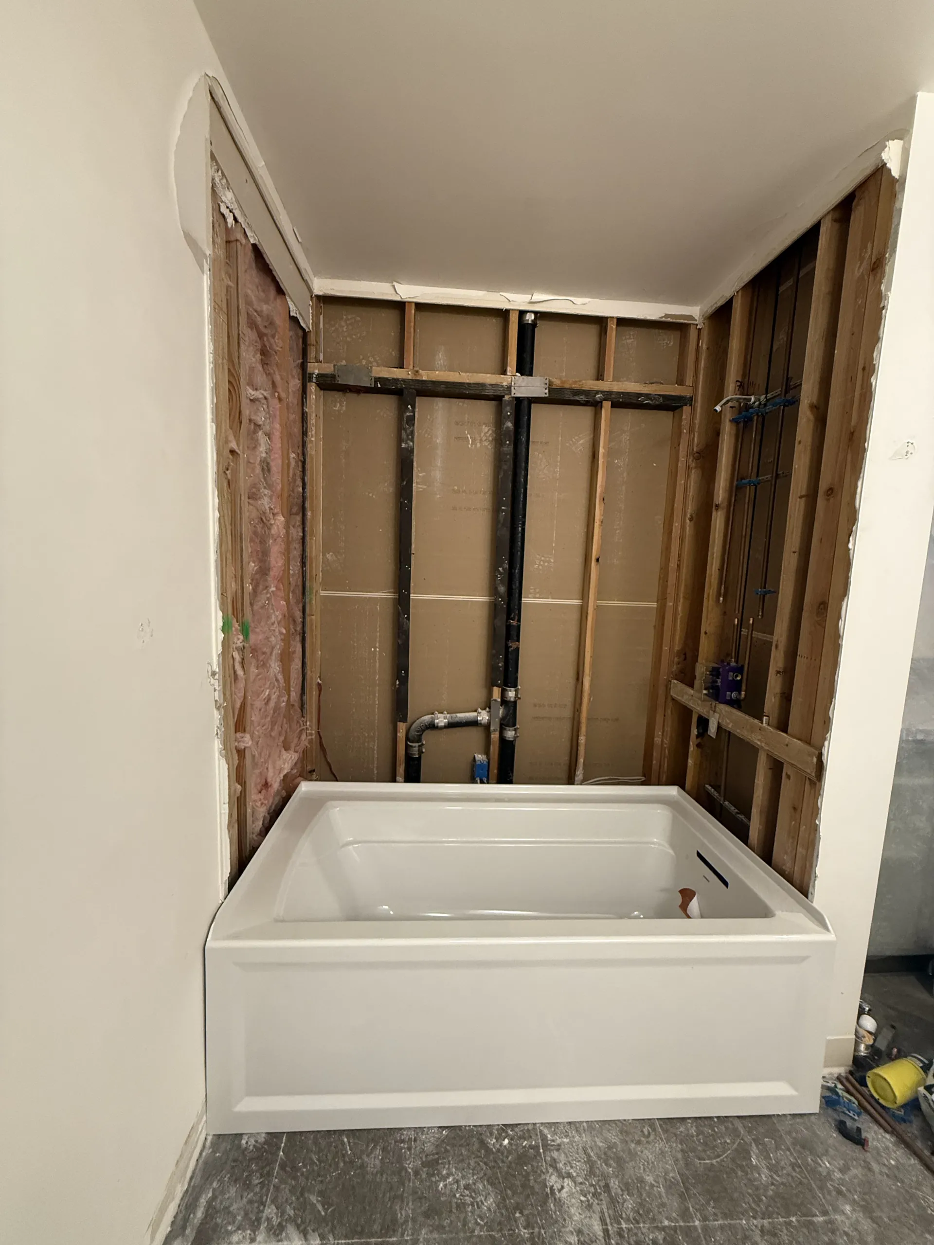 Sleek Bathroom and toilet room. Transformation with astonishing epoxy floors. — Image 4