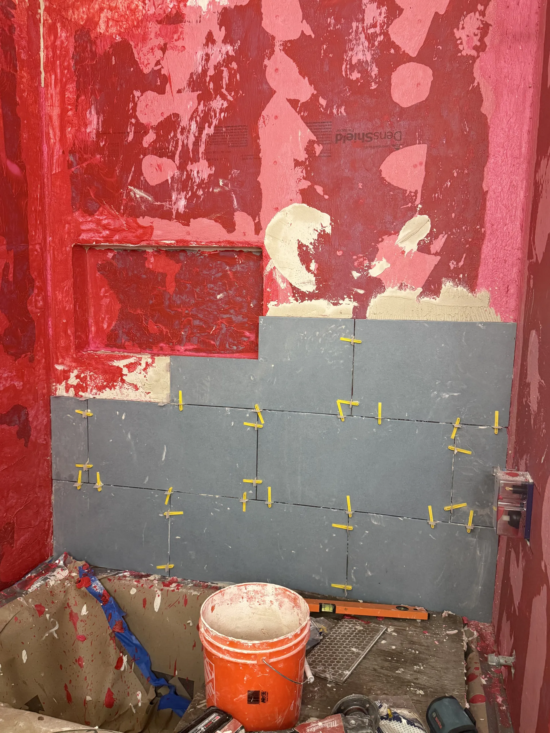 Sleek Bathroom and toilet room. Transformation with astonishing epoxy floors. — Image 8