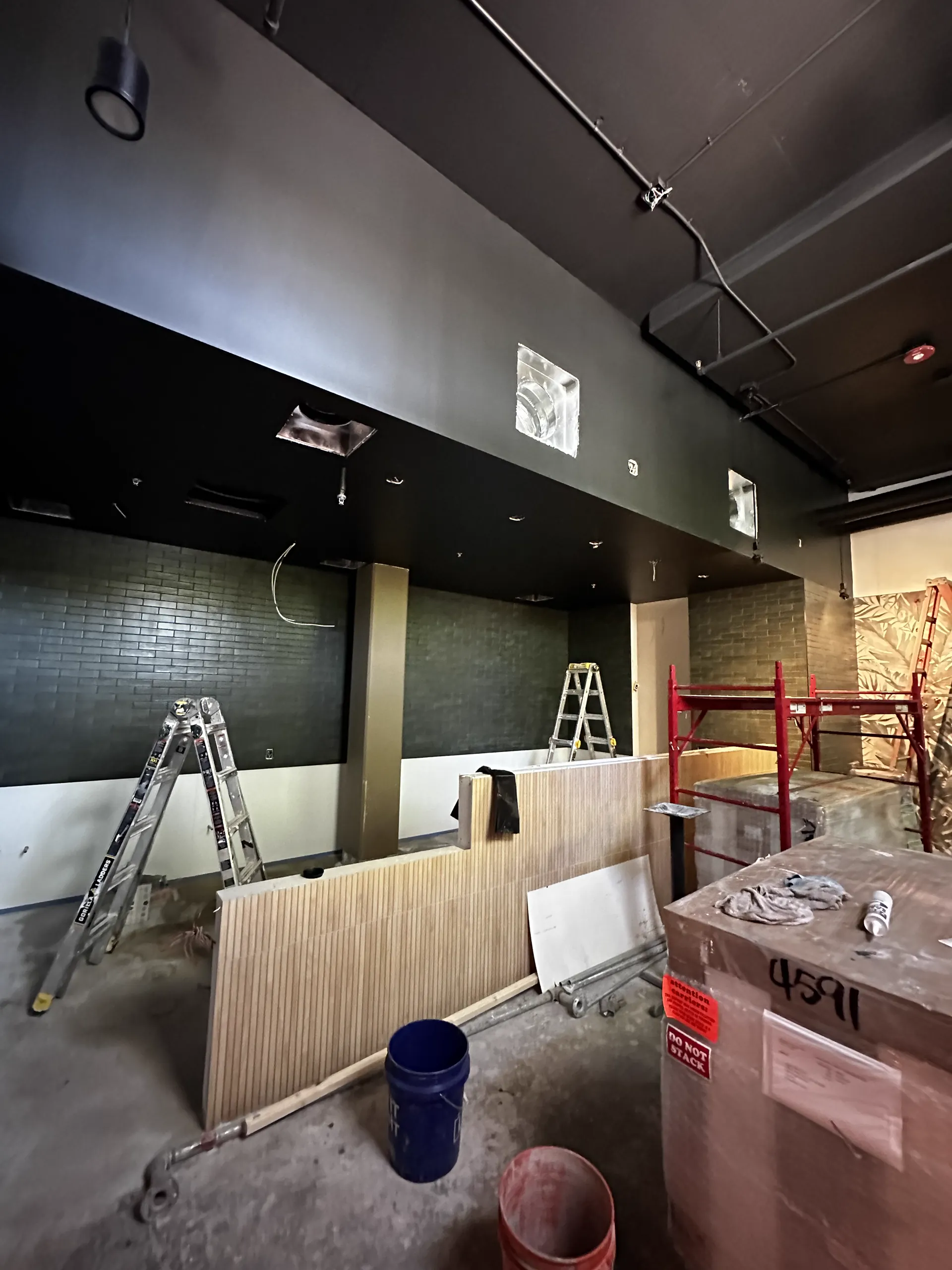 Shell Construction For Retail — Image 10