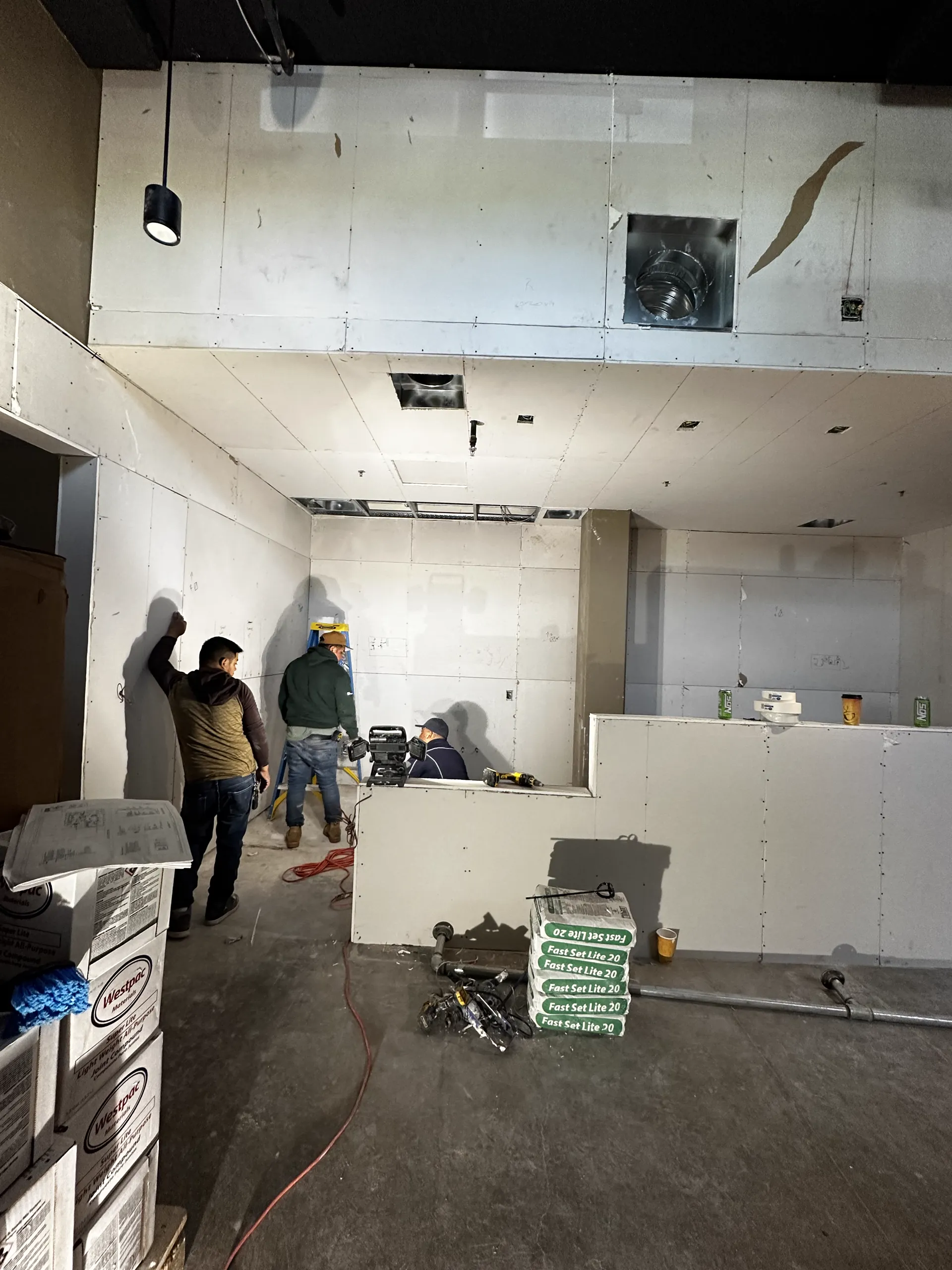 Shell Construction For Retail — Image 6